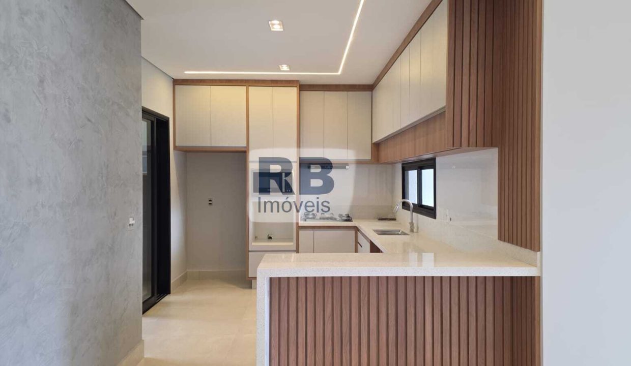 WhatsApp Image 2025-12-18 at 13.37.24