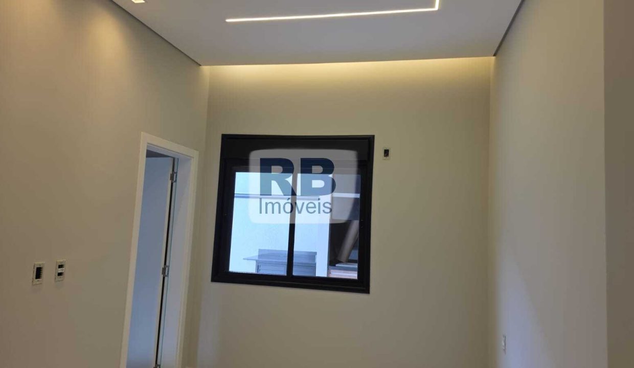 WhatsApp Image 2025-12-18 at 13.37.25 (1)