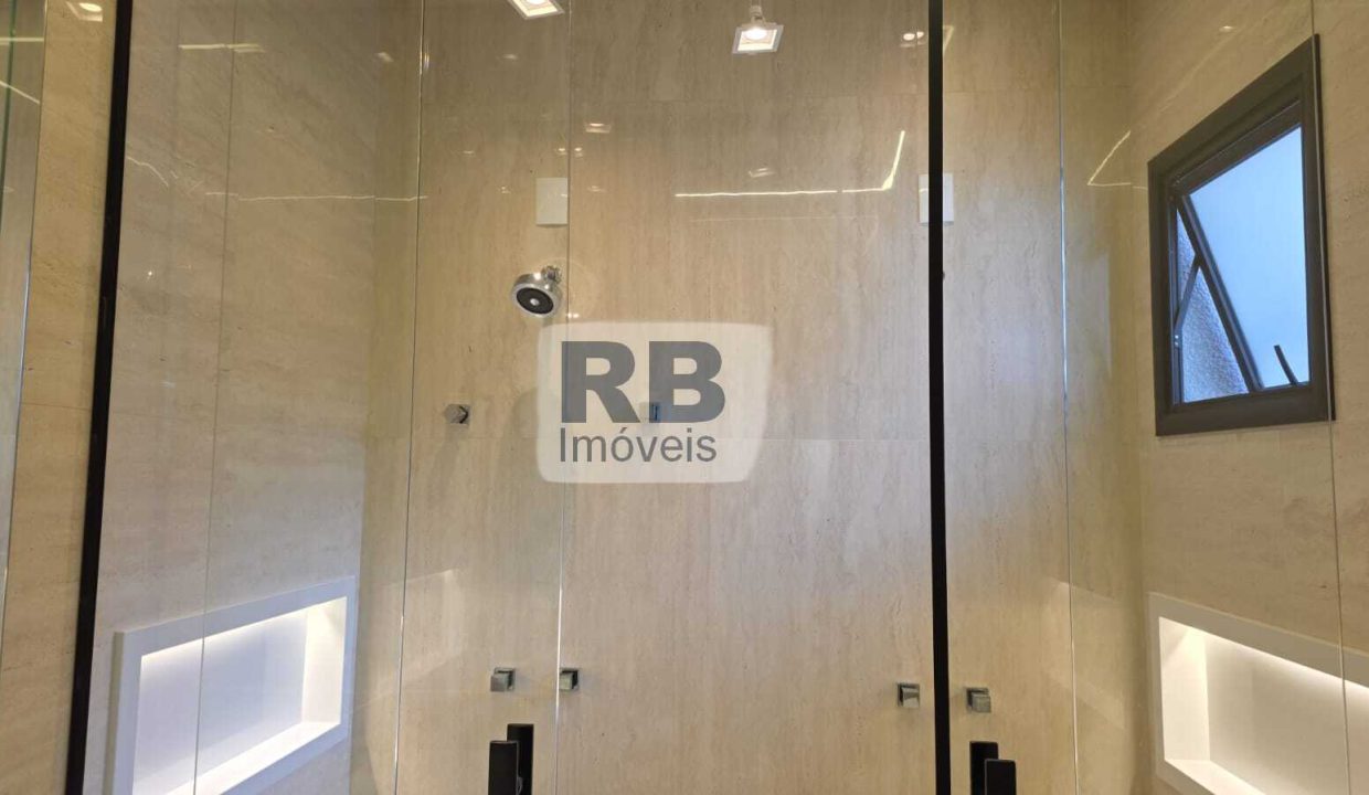 WhatsApp Image 2025-12-18 at 13.37.26